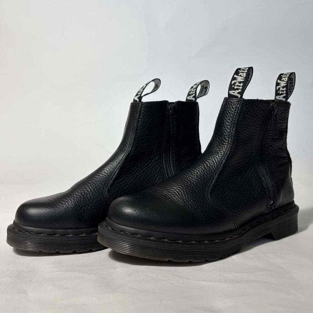 dr martens black leather chunky chelsea boots with zippers